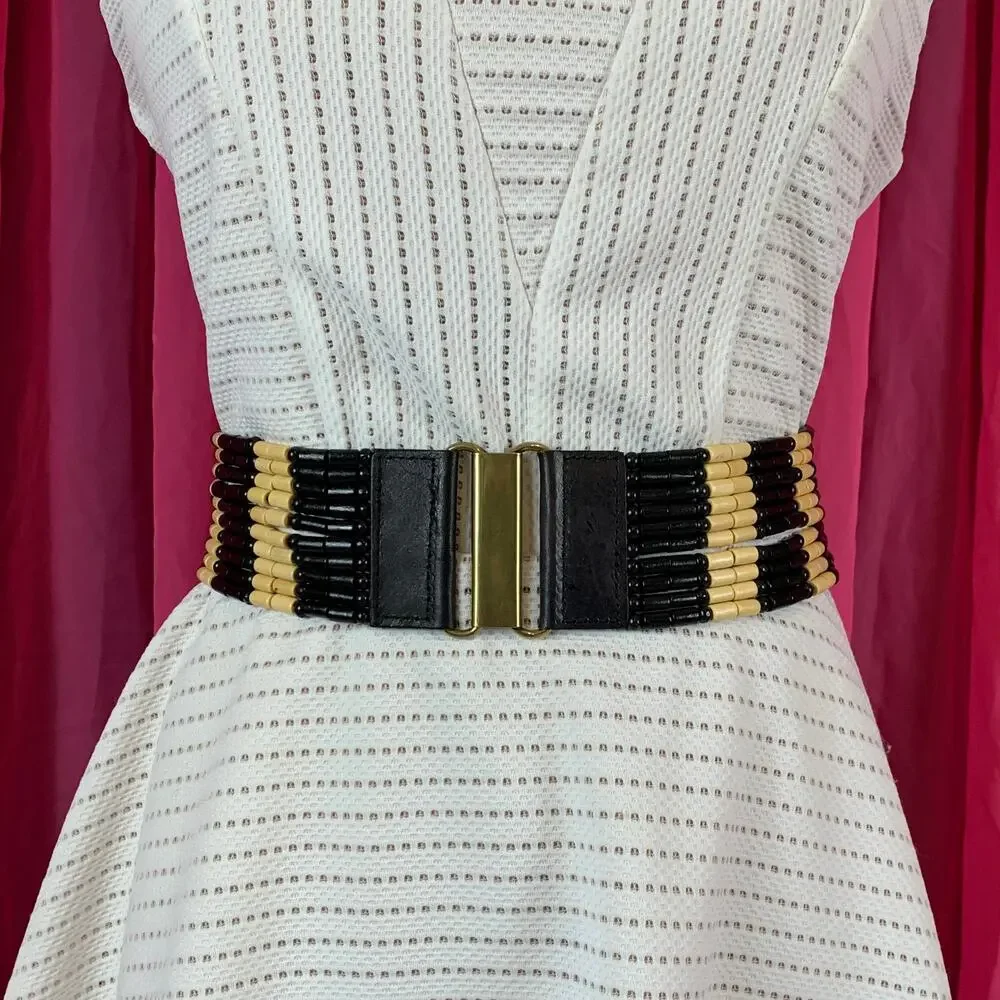 LP by Linea Pelle bead and elastic belt, size medium